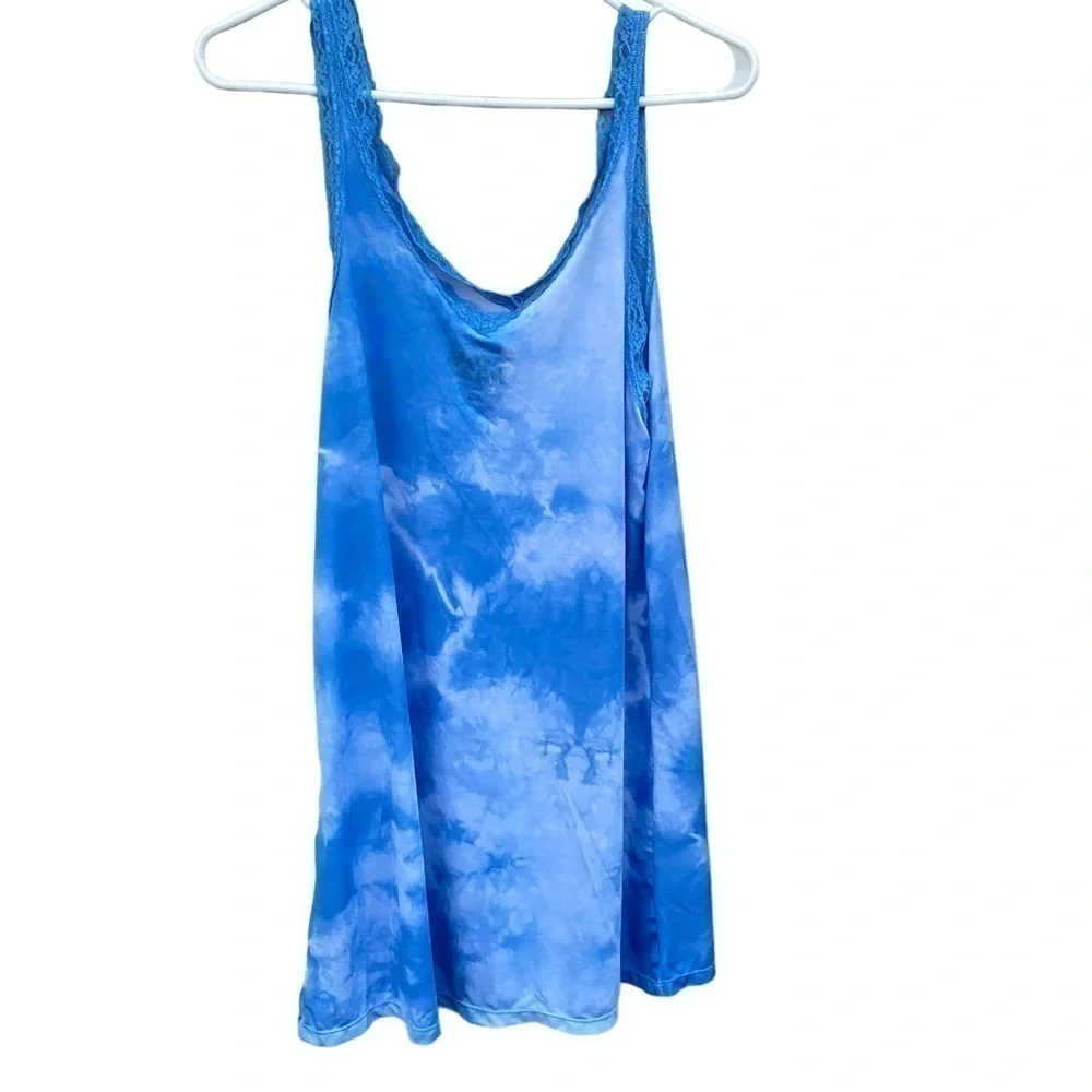 Star Wars gown size‎ large (12-14)